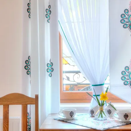 Δωμάτια σε οικογενειακή κατοικία Kasia